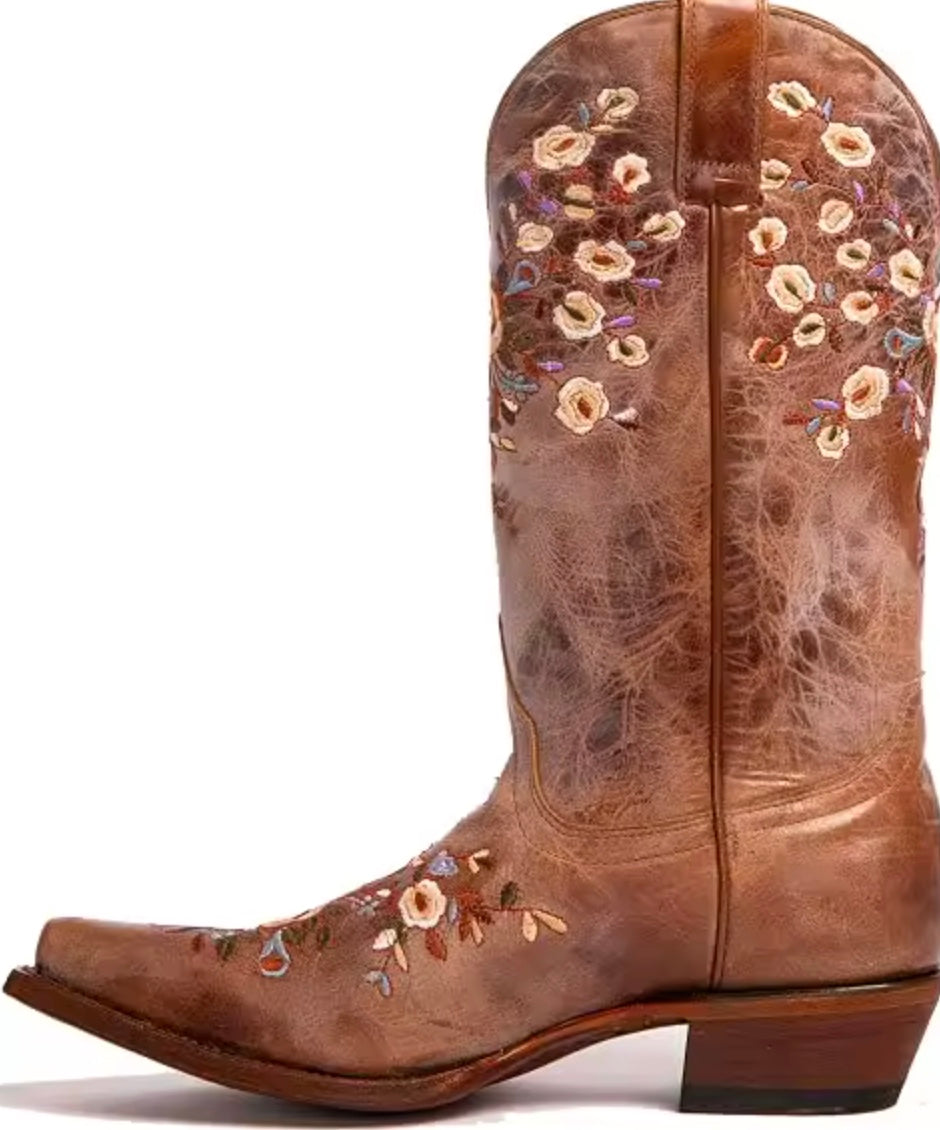 Floral Embroidered Wide-Calf Pointed-Toe Boots